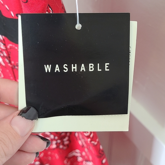 Sag Harbor Red & Black Floral Cotton Dress | 16 P - Picture 6 of 11